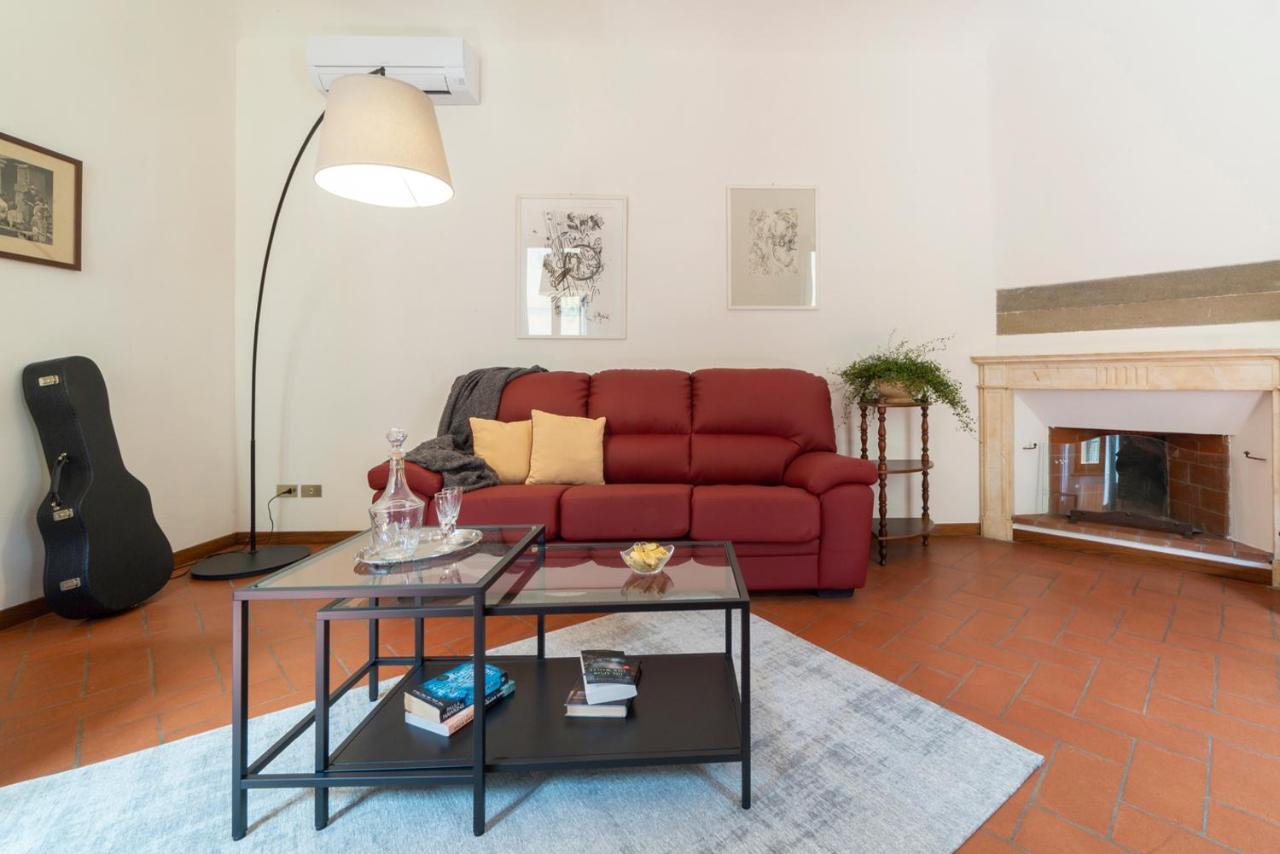 110 Sqm Apartment 6 Sleeps In Santa Croce Florence Extérieur photo