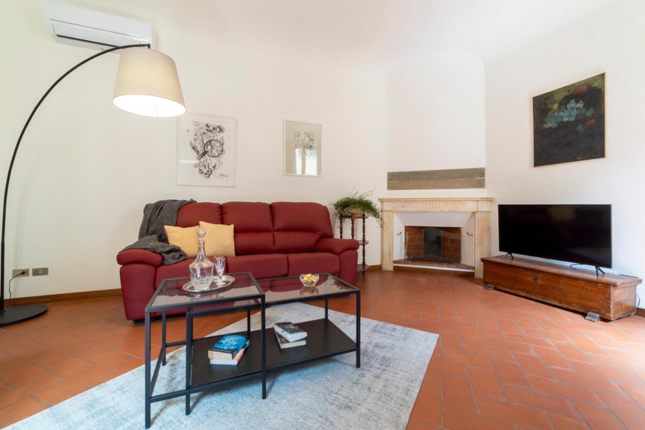 110 Sqm Apartment 6 Sleeps In Santa Croce Florence Extérieur photo