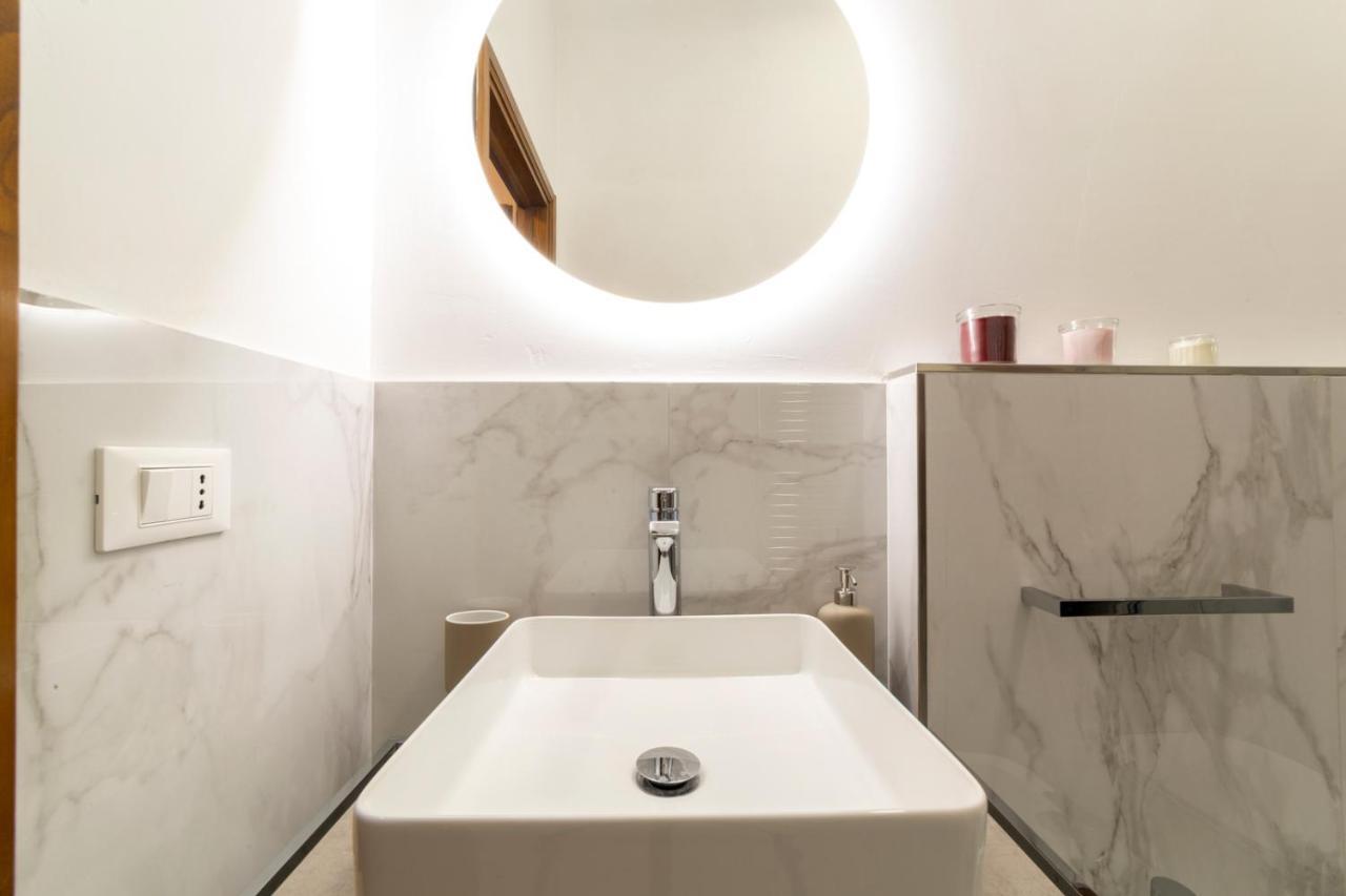 110 Sqm Apartment 6 Sleeps In Santa Croce Florence Extérieur photo